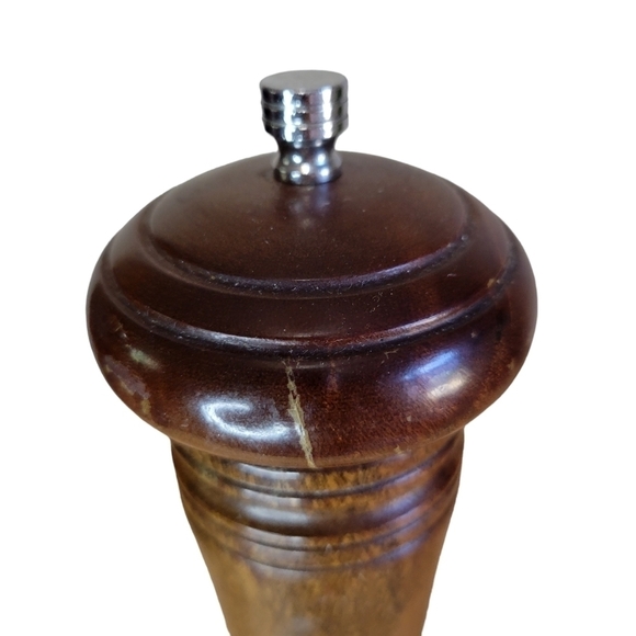 VINTAGE Olde Thompson Wooden Pepper Mill 13" tall - Picture 2 of 3